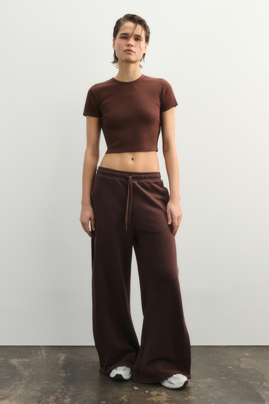 Футболка спортивная облегающая в рубчик - цвет коричневый - 5