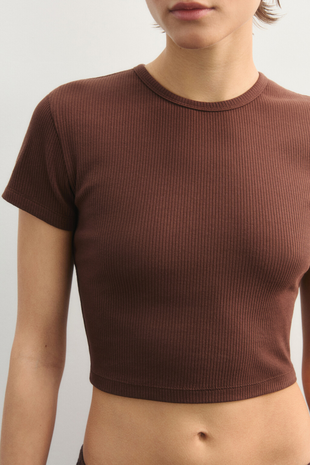 Футболка спортивная облегающая в рубчик - цвет коричневый - 7
