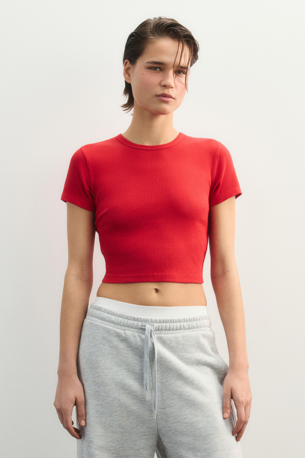 Футболка спортивная облегающая в рубчик - цвет красный - 3