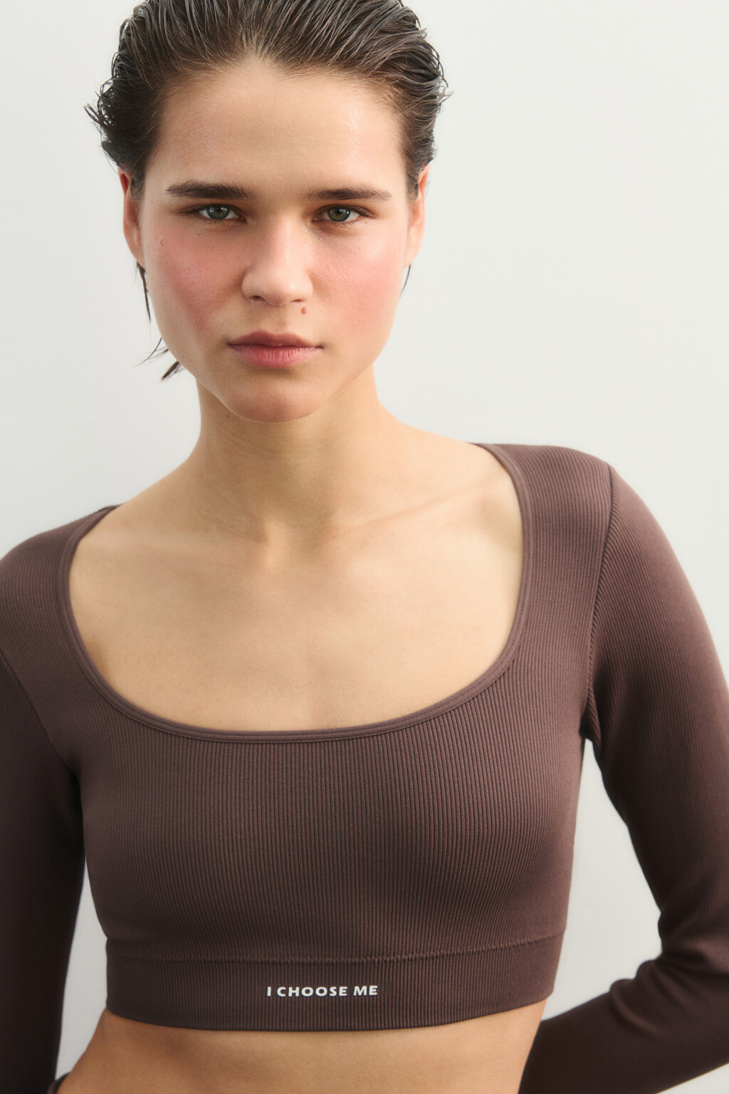 Лонгслив спортивный в рубчик с надписью - цвет коричневый - 6