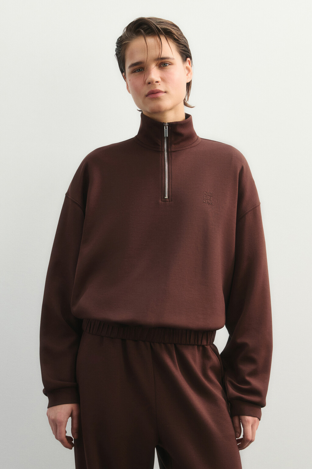 Худи спортивная из модала с воротником-стойкой - цвет коричневый - 3