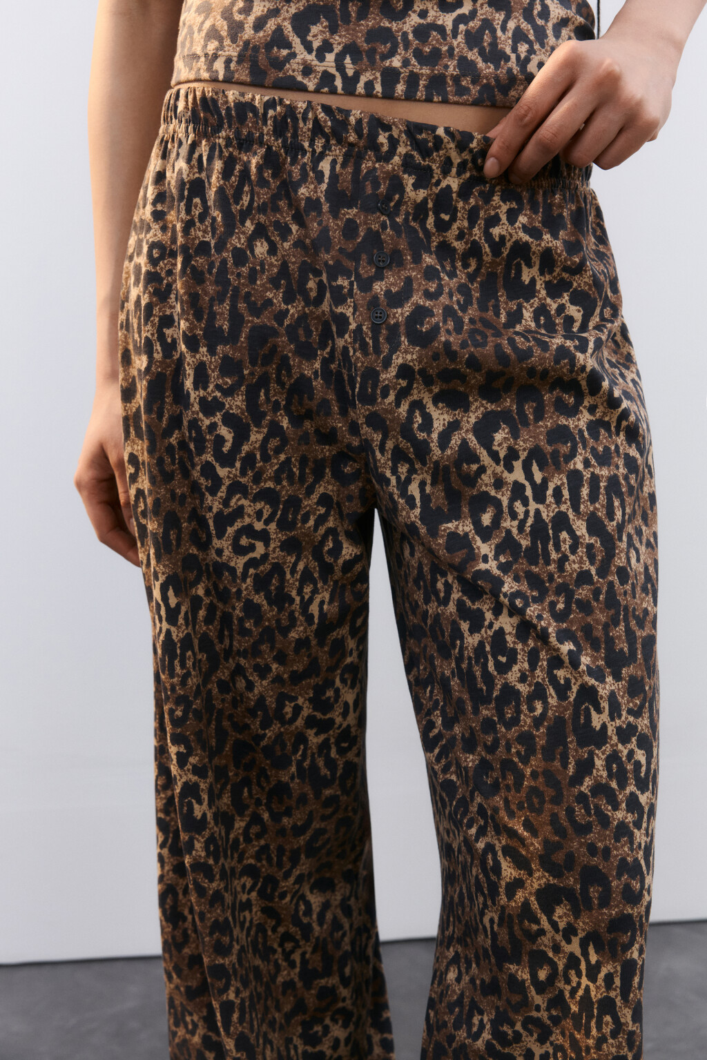 Брюки домашние хлопковые в полоску с нашивкой - цвет мультиколор - 5