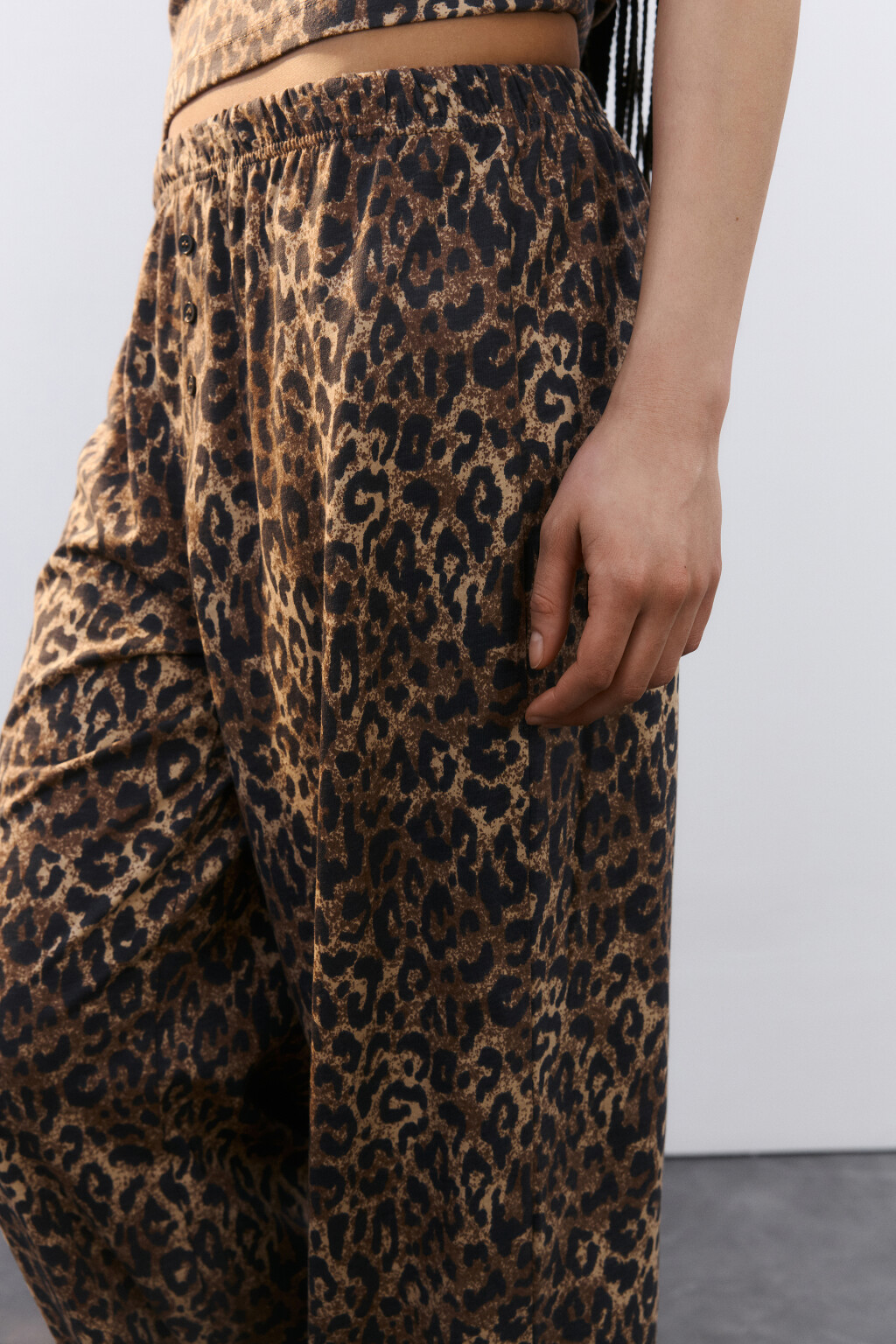 Брюки домашние хлопковые в полоску с нашивкой - цвет мультиколор - 6