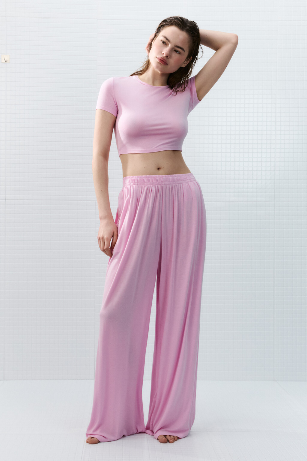 Футболка-топ домашняя укороченная - цвет розовый - 4