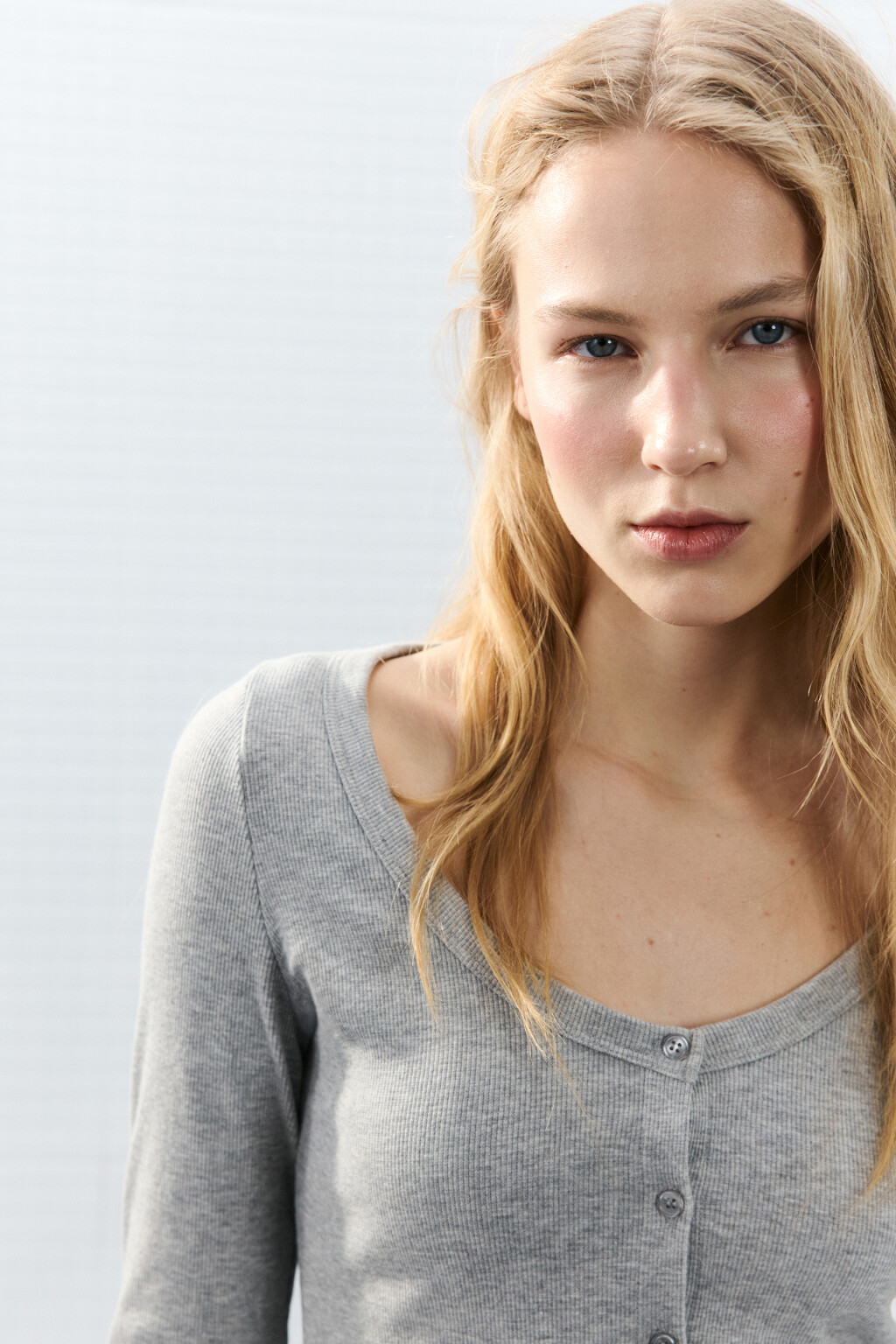 Кардиган домашний на пуговицах в рубчик - цвет серый - 6