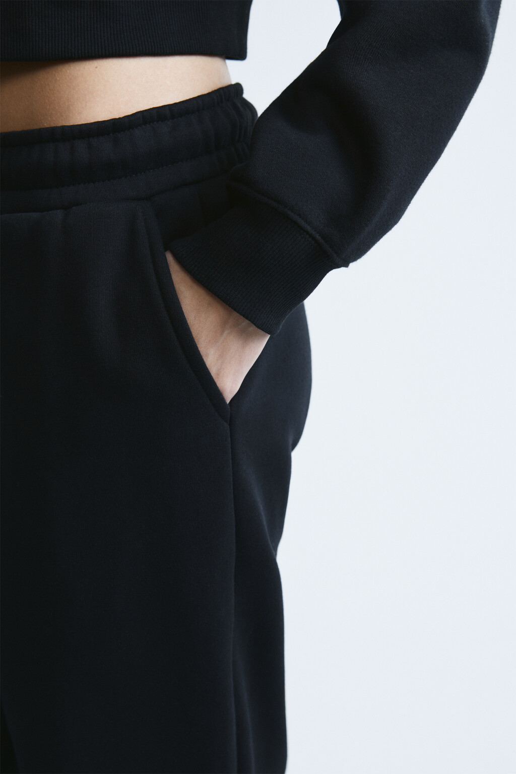 Брюки-джоггеры базовые трикотажные - цвет черный - 6