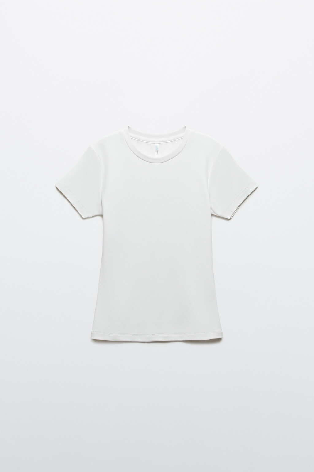Футболка-топ полуприлегающая базовая - цвет белый - 1