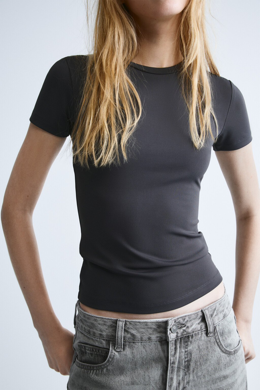 Футболка-топ полуприлегающая базовая - цвет серый - 5