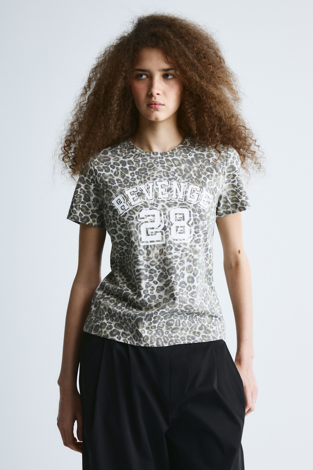 Футболка полуприлегающая с принтом - цвет мультиколор - 3