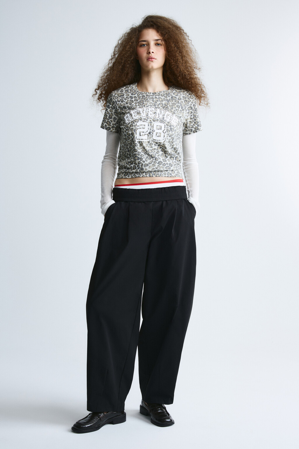 Футболка полуприлегающая с принтом - цвет мультиколор - 5