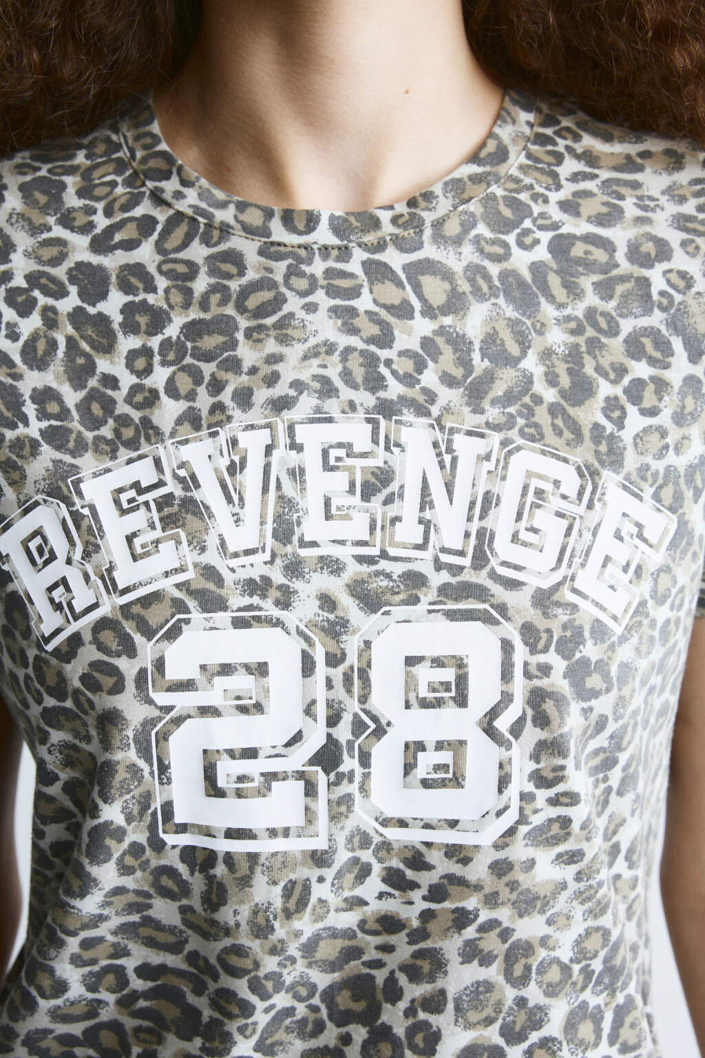 Футболка полуприлегающая с принтом - цвет мультиколор - 6