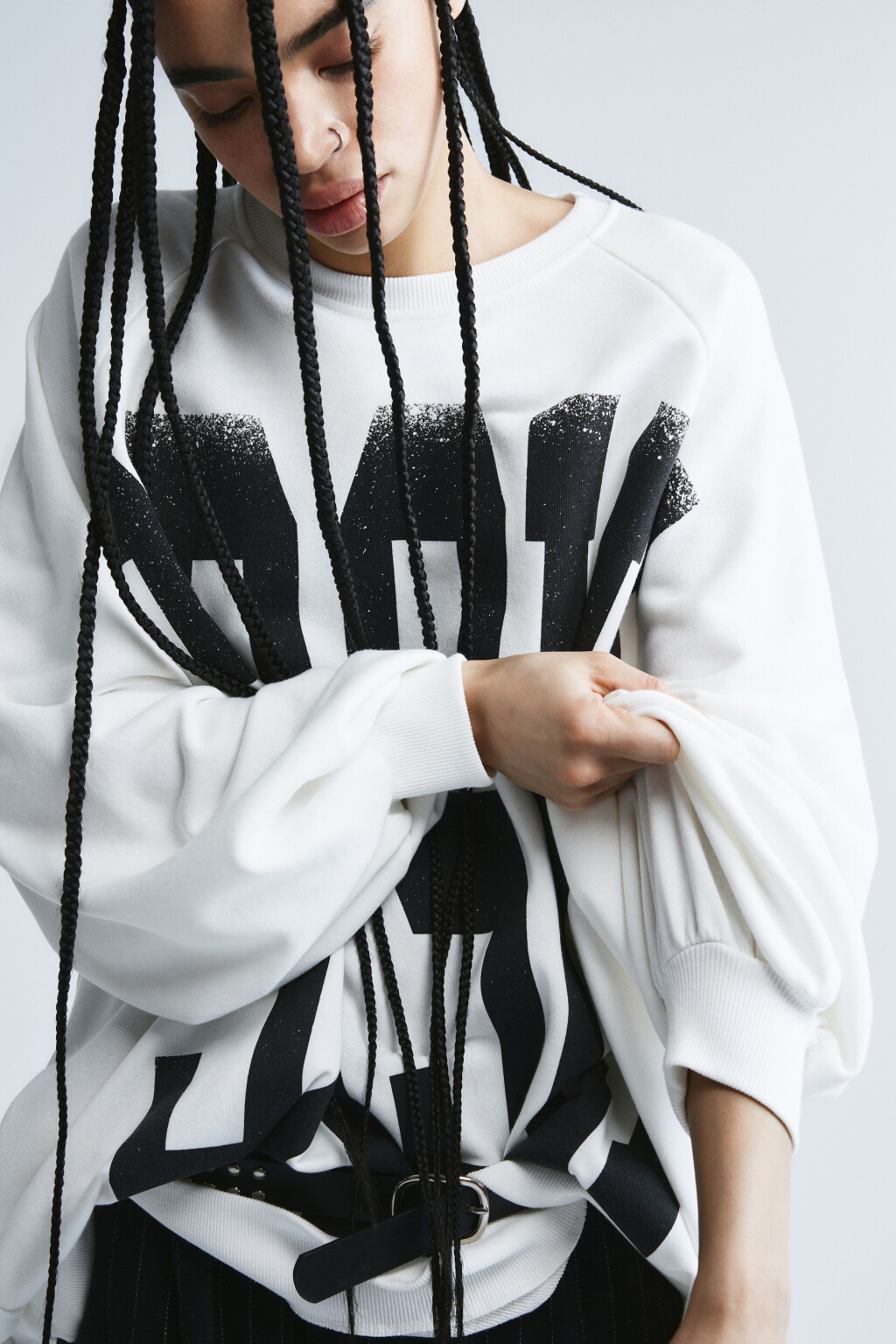 Свитшот свободный с принтом  - цвет белый - 2