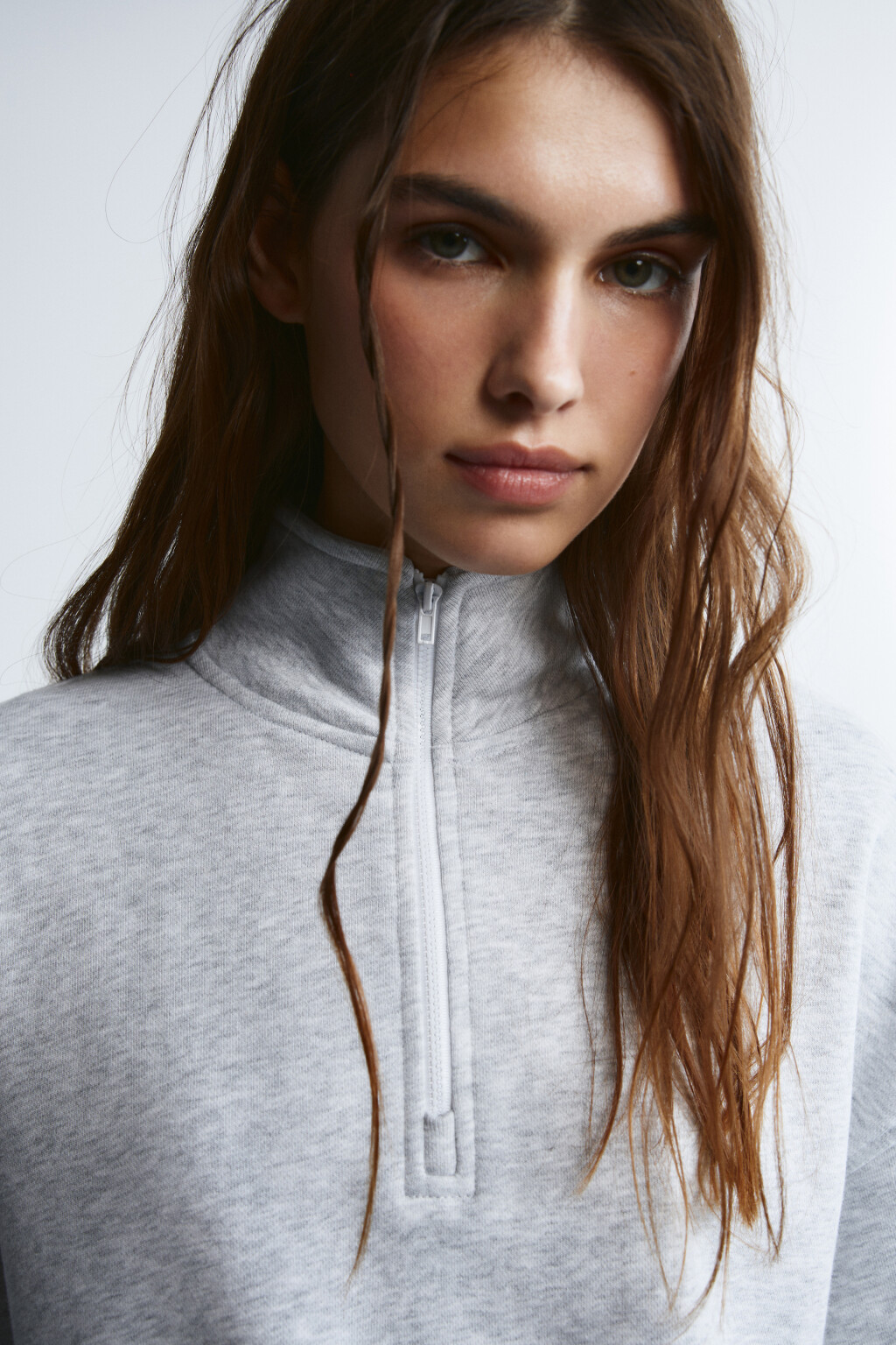 Свитшот с воротником на молнии - цвет серый - 5