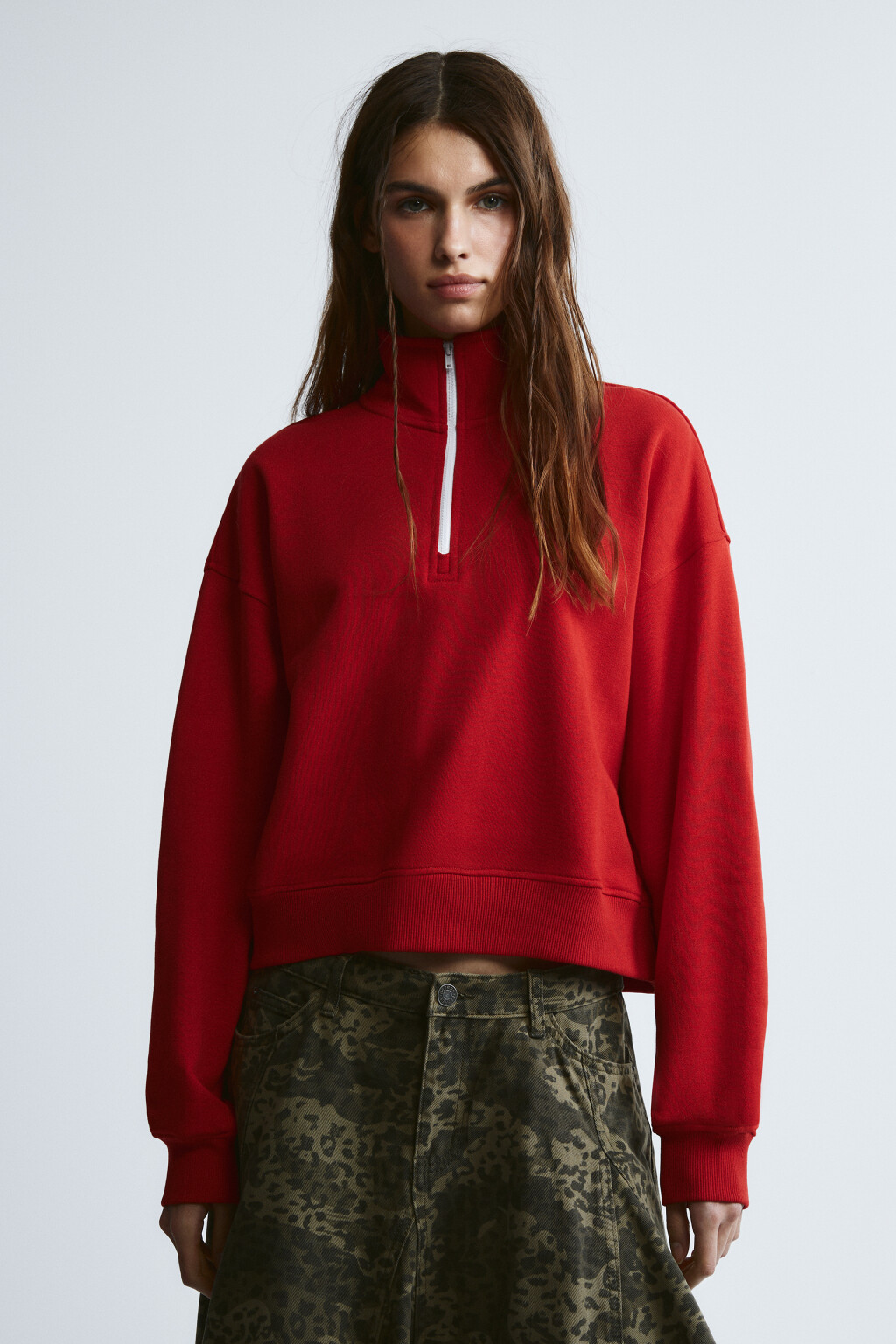 Свитшот с воротником на молнии - цвет красный - 3