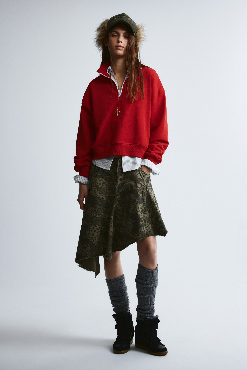 Свитшот с воротником на молнии - цвет красный - 5