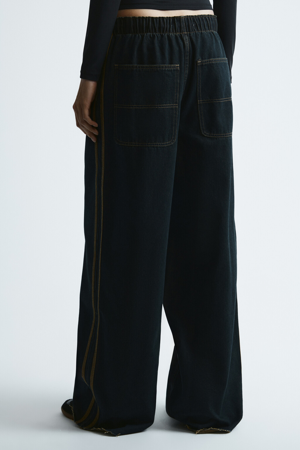 Джинсы baggy fit с лампасами на завязке - цвет темный тинт - 3