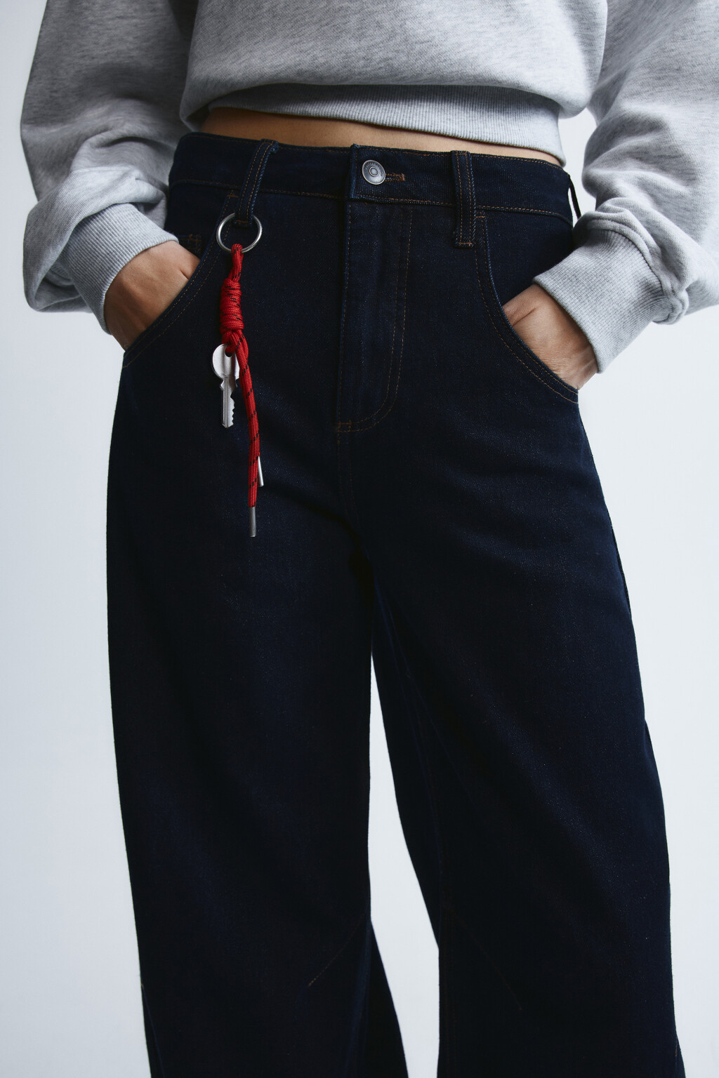 Джинсы barrel fit с подвеской - цвет синий - 5