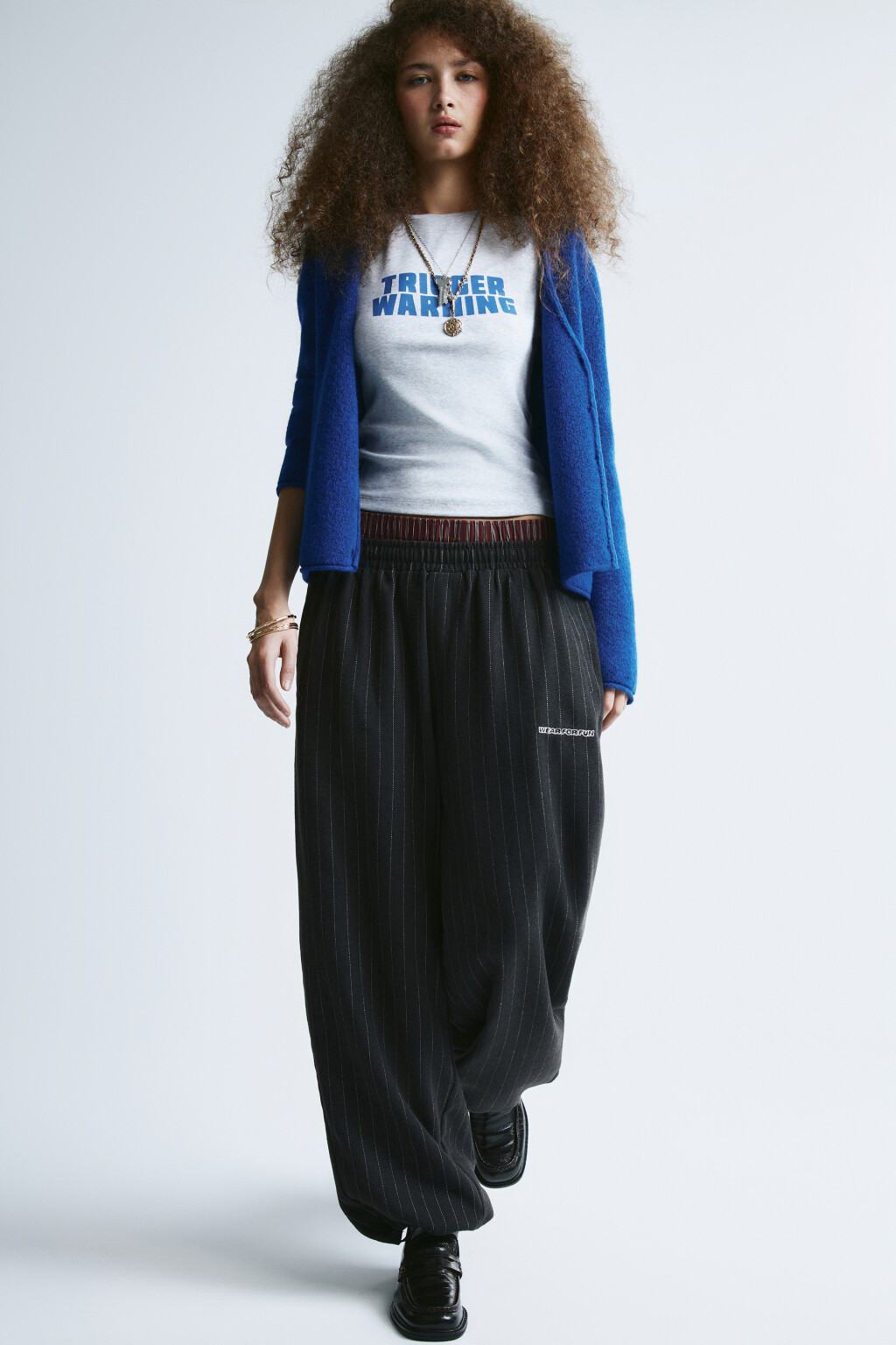 Брюки широкие в полосочку - цвет черный - 1