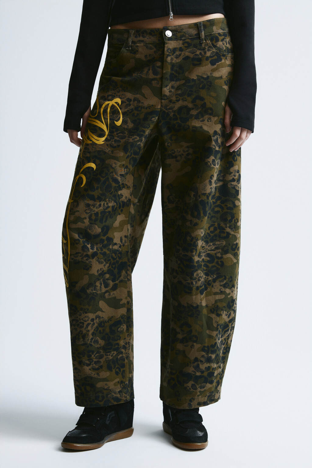 Брюки широкие с леопардовым принтом - цвет зеленый - 2