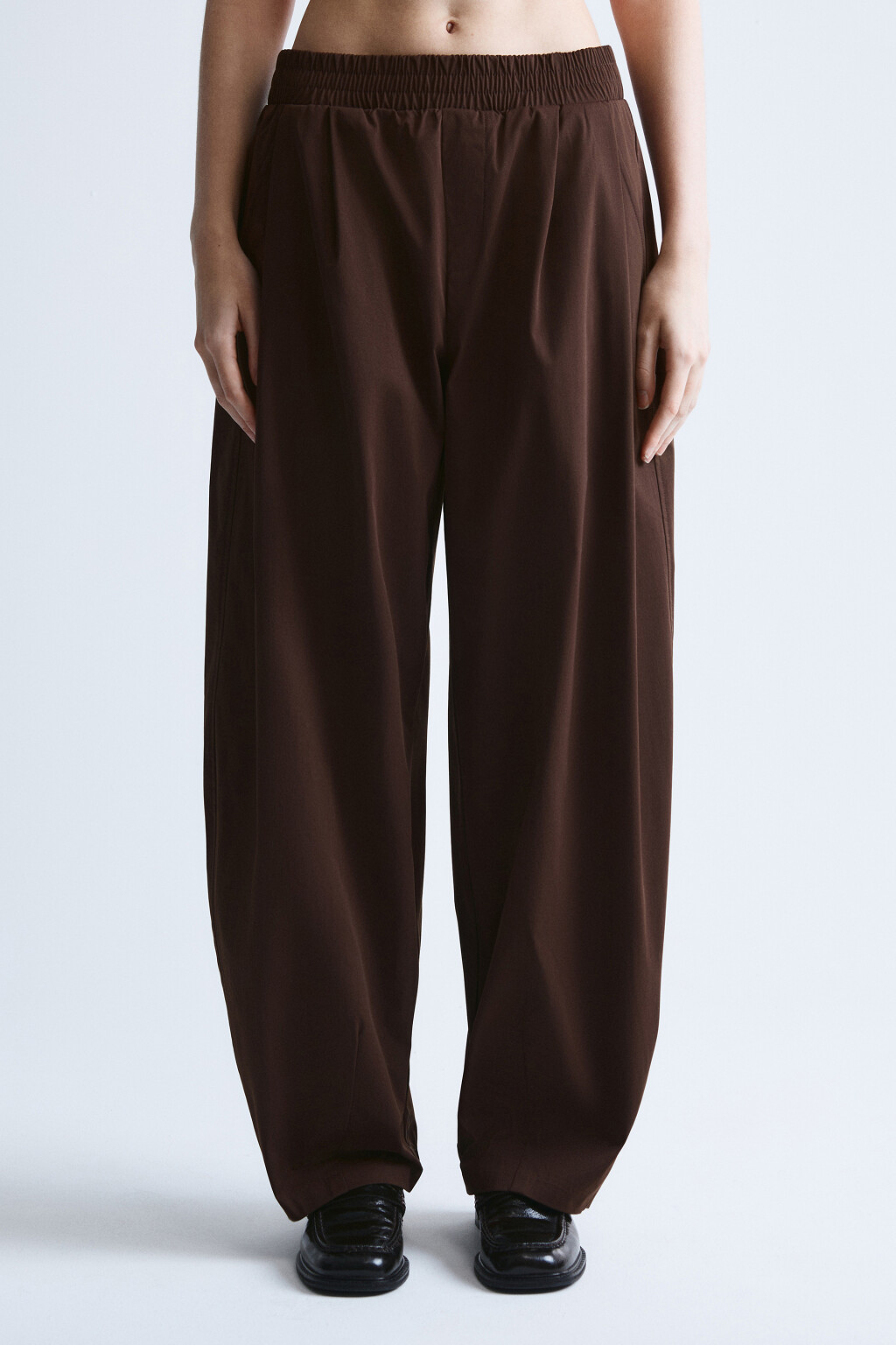 Брюки barrel fit со средней посадкой - цвет коричневый - 3
