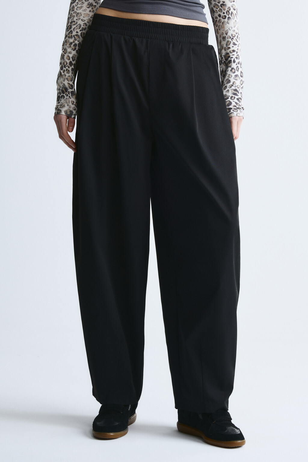 Брюки barrel fit со средней посадкой - цвет черный - 2