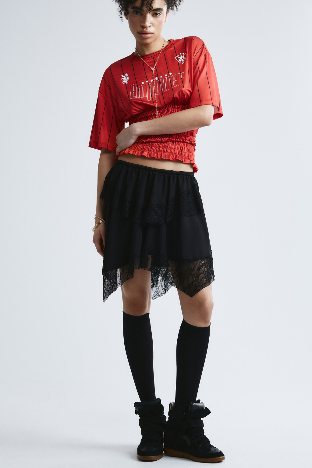 Юбка-мини асимметричная с кружевом - цвет черный - 1