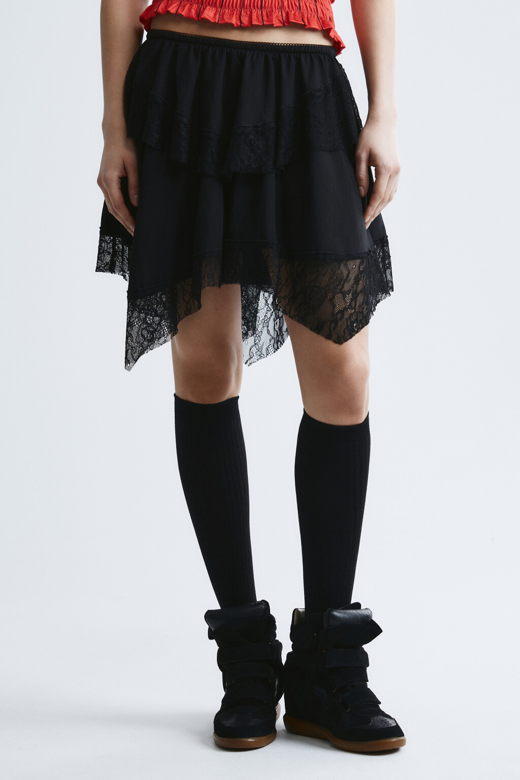 Юбка-мини асимметричная с кружевом - цвет черный - 3