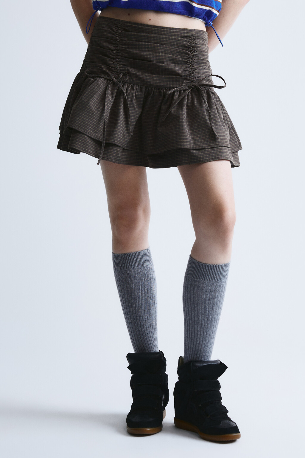 Юбка мини с воланами и сборками - цвет мультиколор - 3