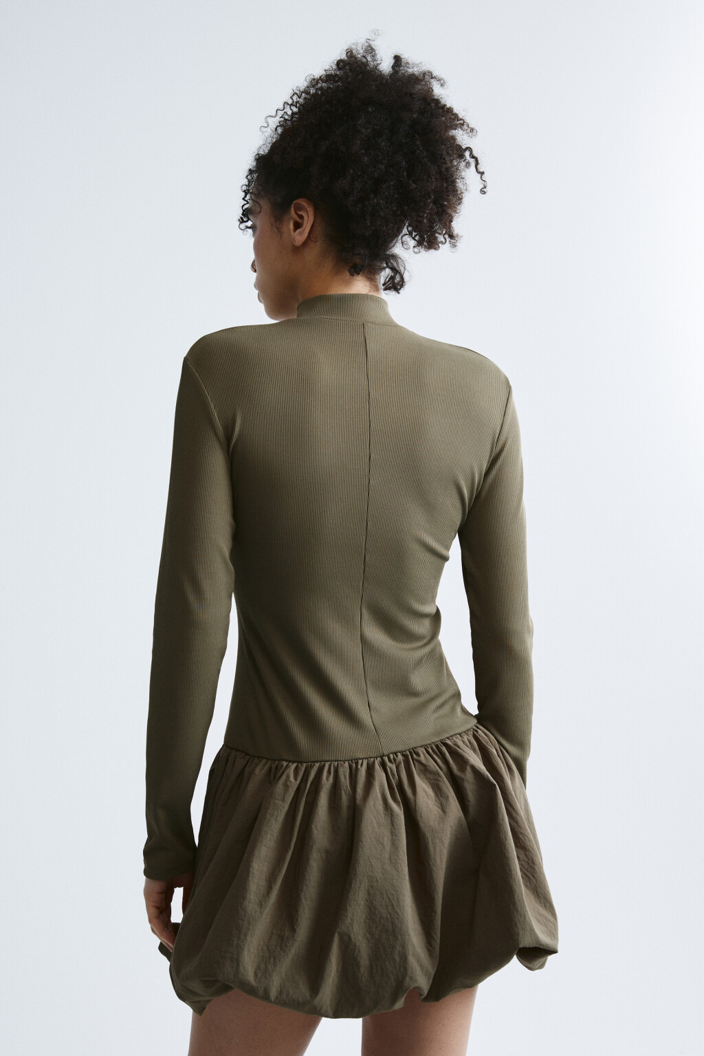 Платье в рубчик с юбкой-баллон - цвет зеленый - 4