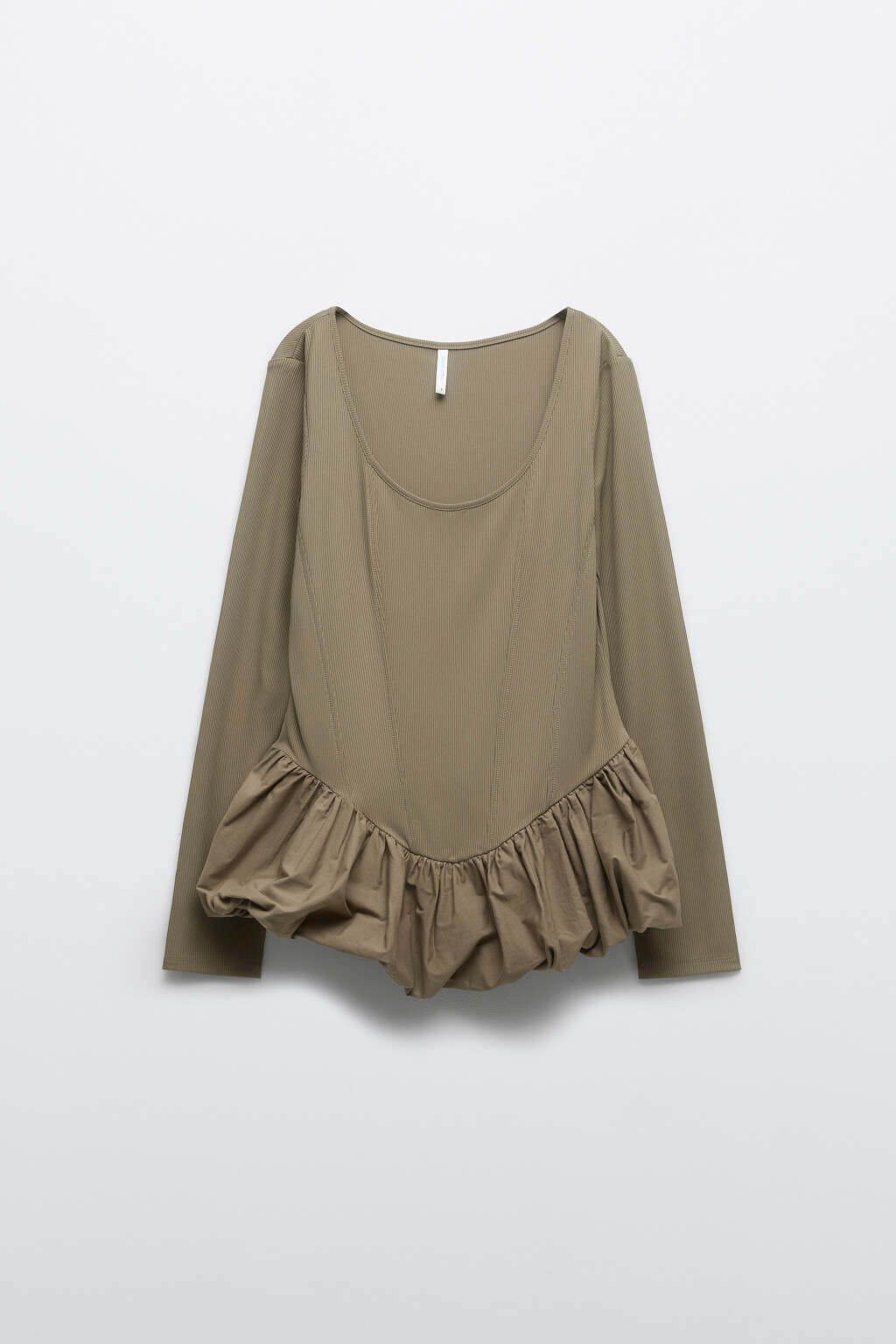 Блузка в рубчик с баской - цвет зеленый - 1