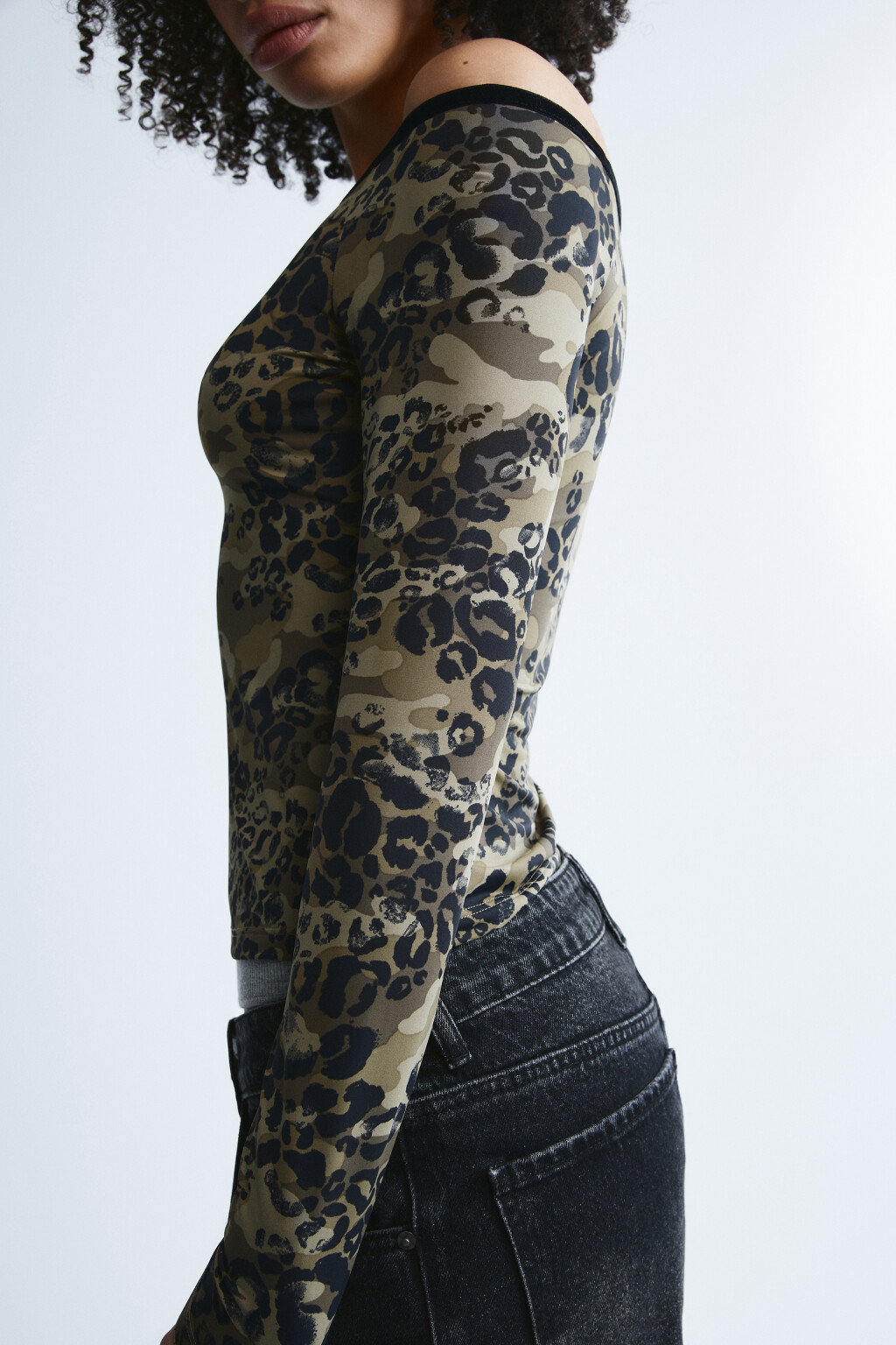 Лонгслив облегающий с бантиком - цвет бежевый - 7