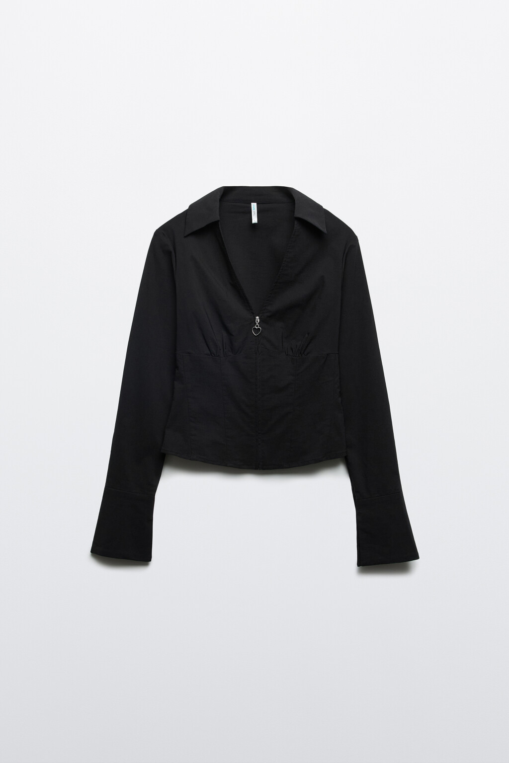 Рубашка приталенная с глубоким декольте и сердечком - цвет черный - 8