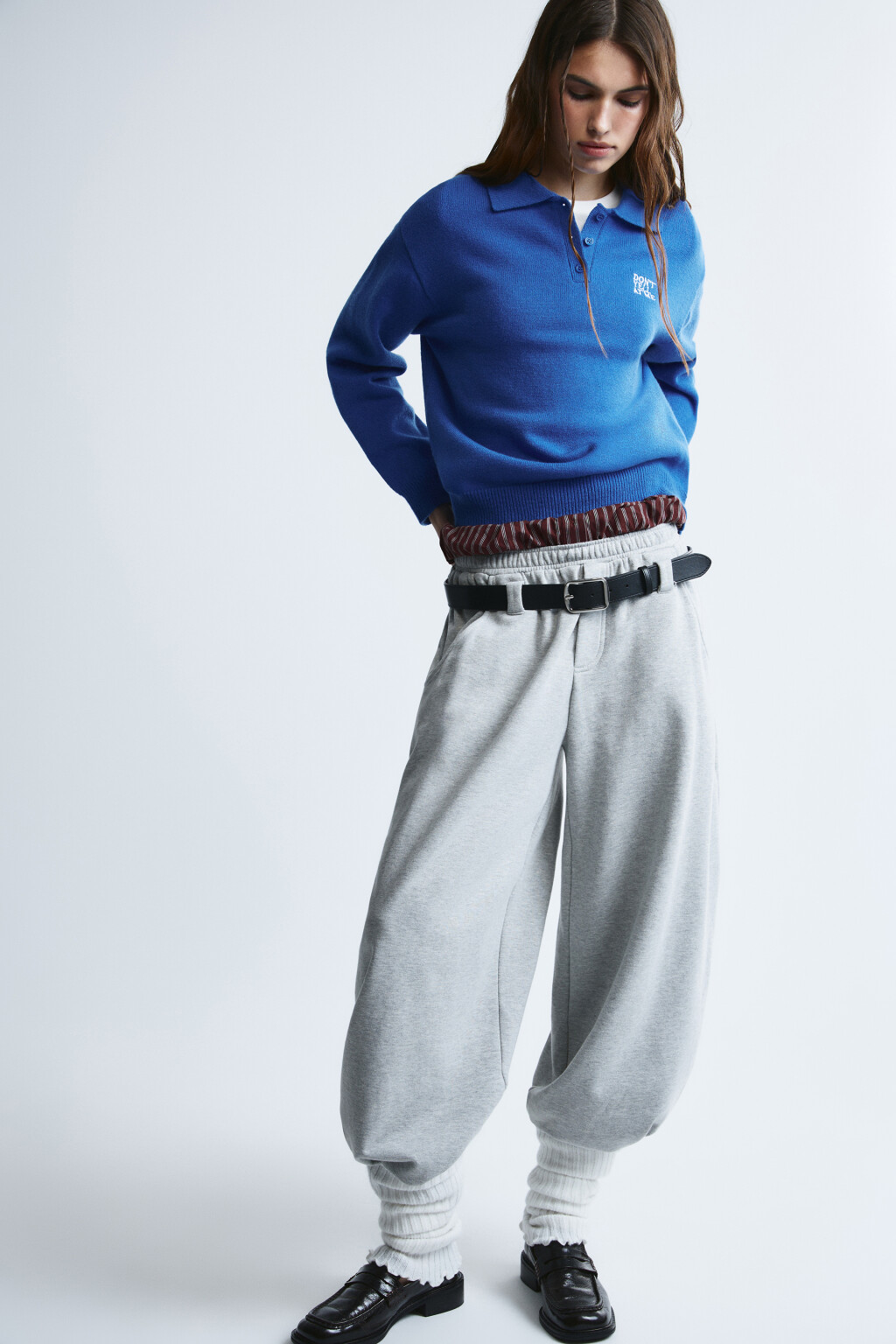 Джемпер вязаный с вышивкой - цвет синий - 2