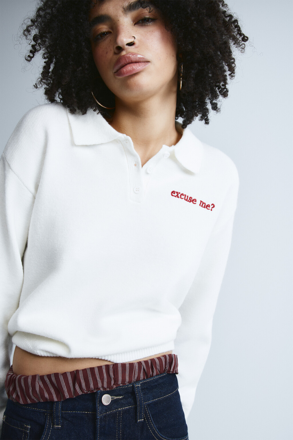 Джемпер вязаный с вышивкой - цвет молочный - 1