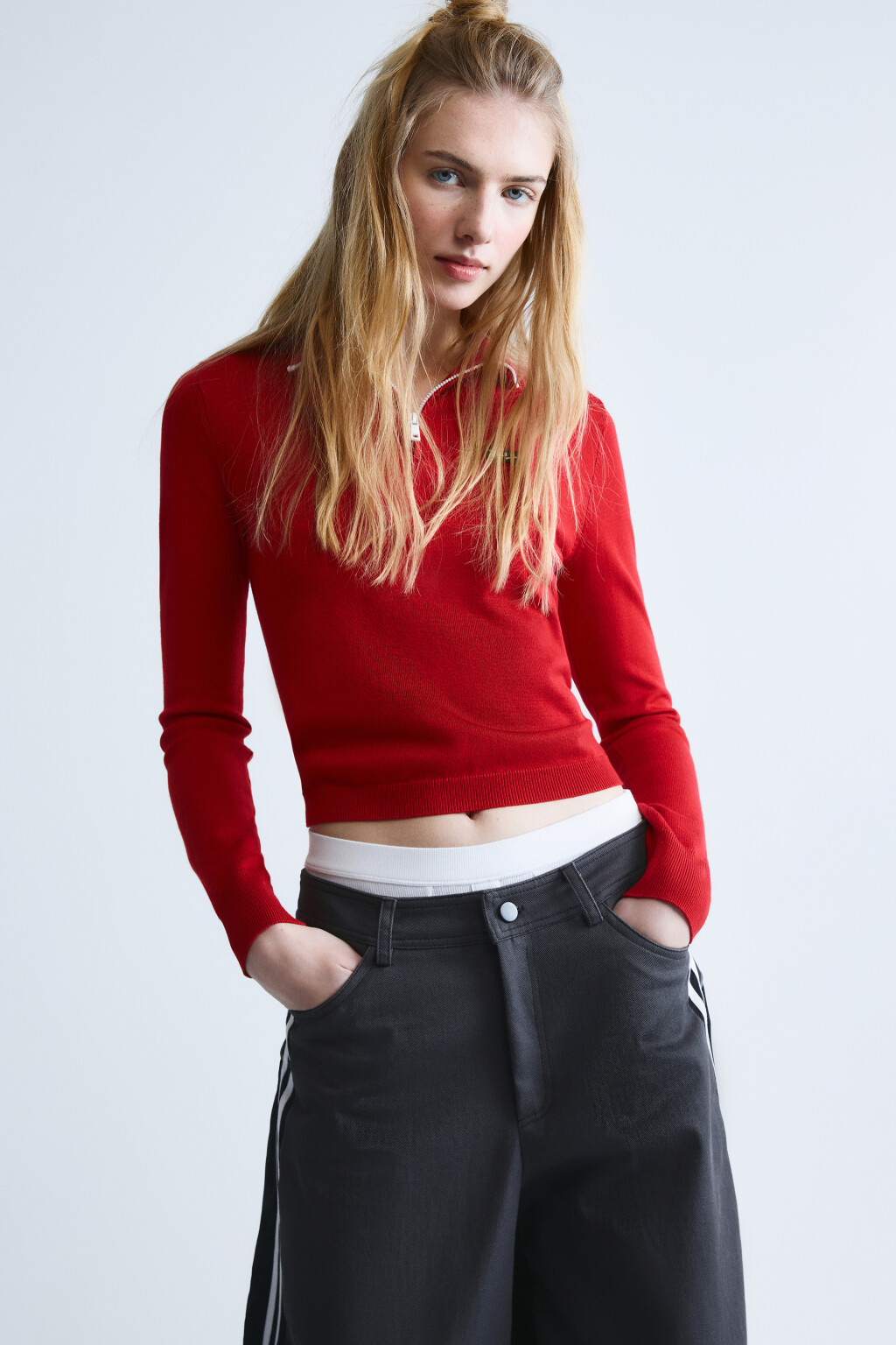 Джемпер вязаный с вортником-стойкой - цвет красный - 1