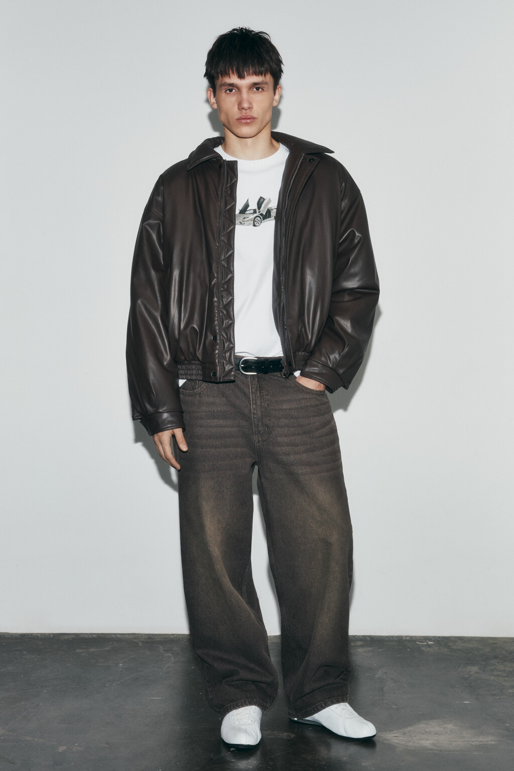 Куртка-бомбер с кожаной фактурой без капюшона - цвет коричневый - 5