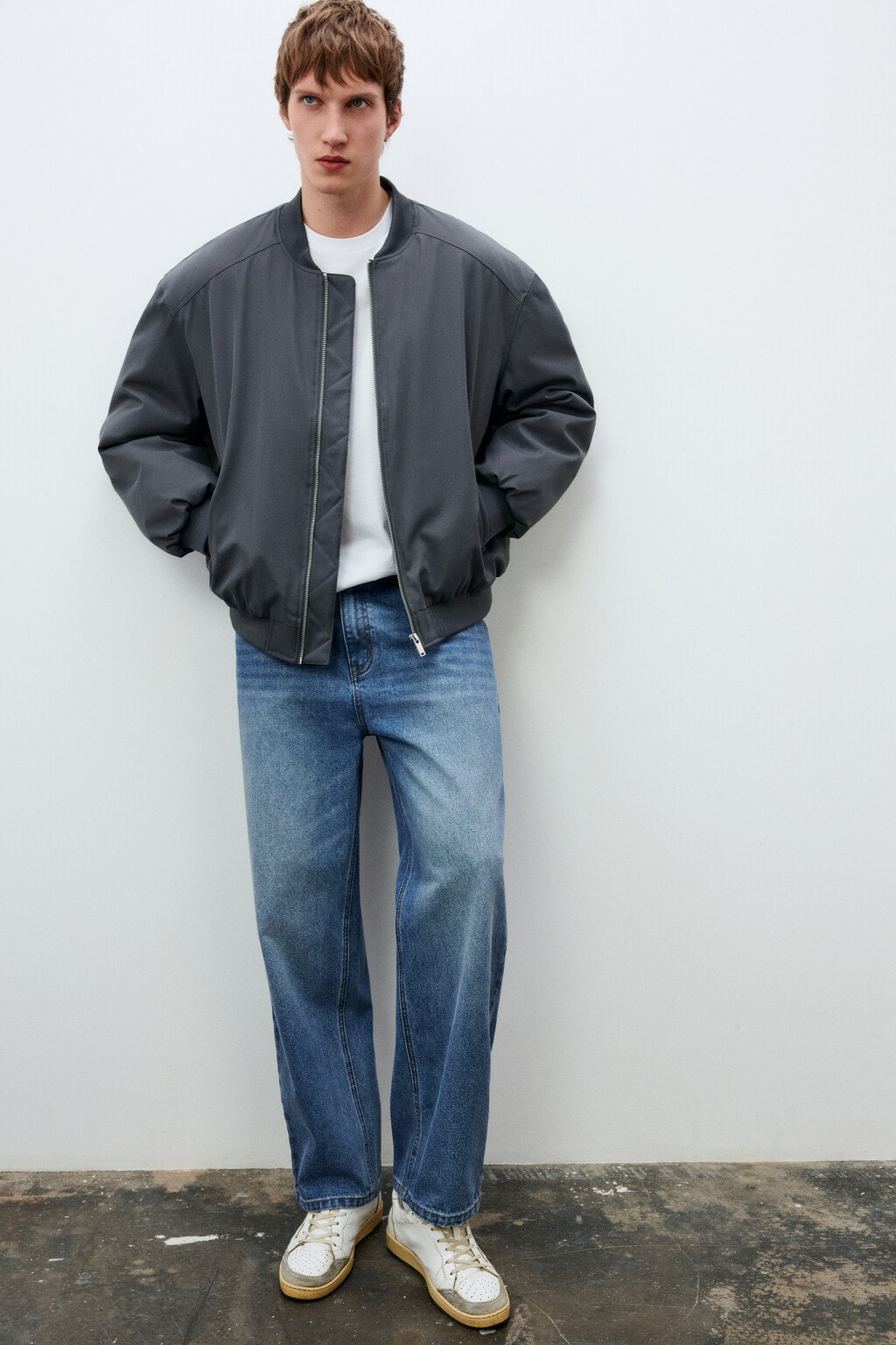 Куртка-бомбер свободная с трикотажным воротником - цвет серый - 2