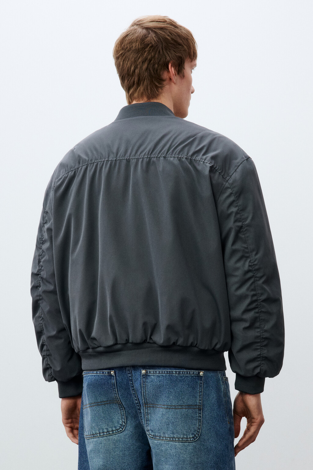 Куртка-бомбер свободная с трикотажным воротником - цвет серый - 4