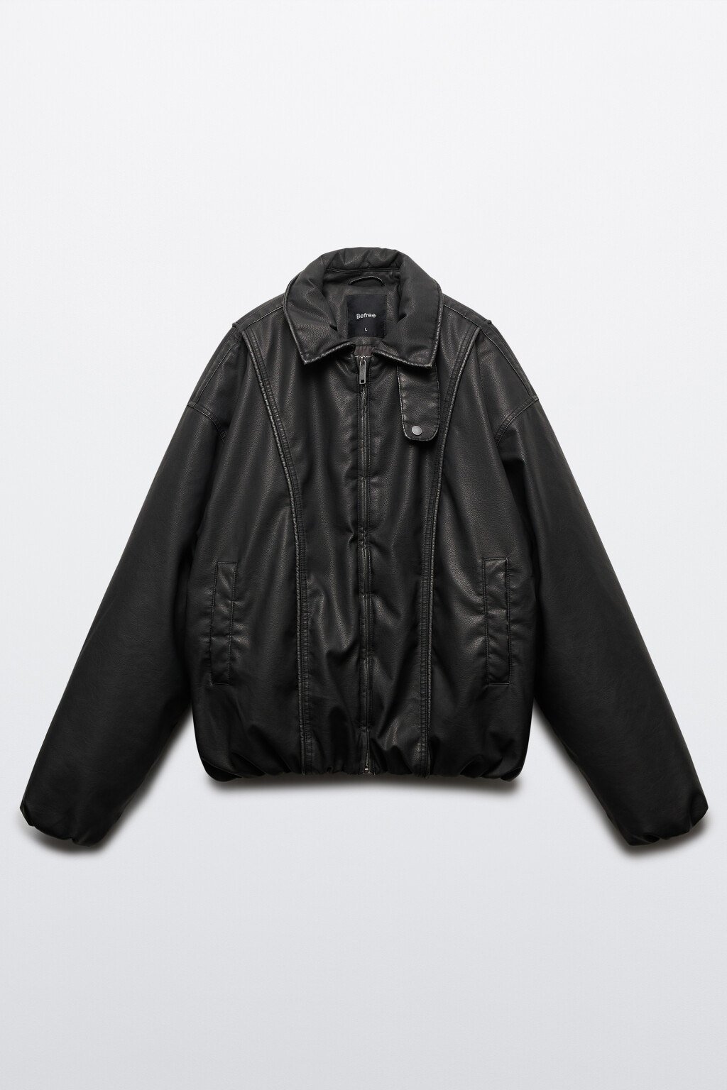 Куртка-бомбер с кожаной фактурой и воротником-стойкой - цвет черный - 8