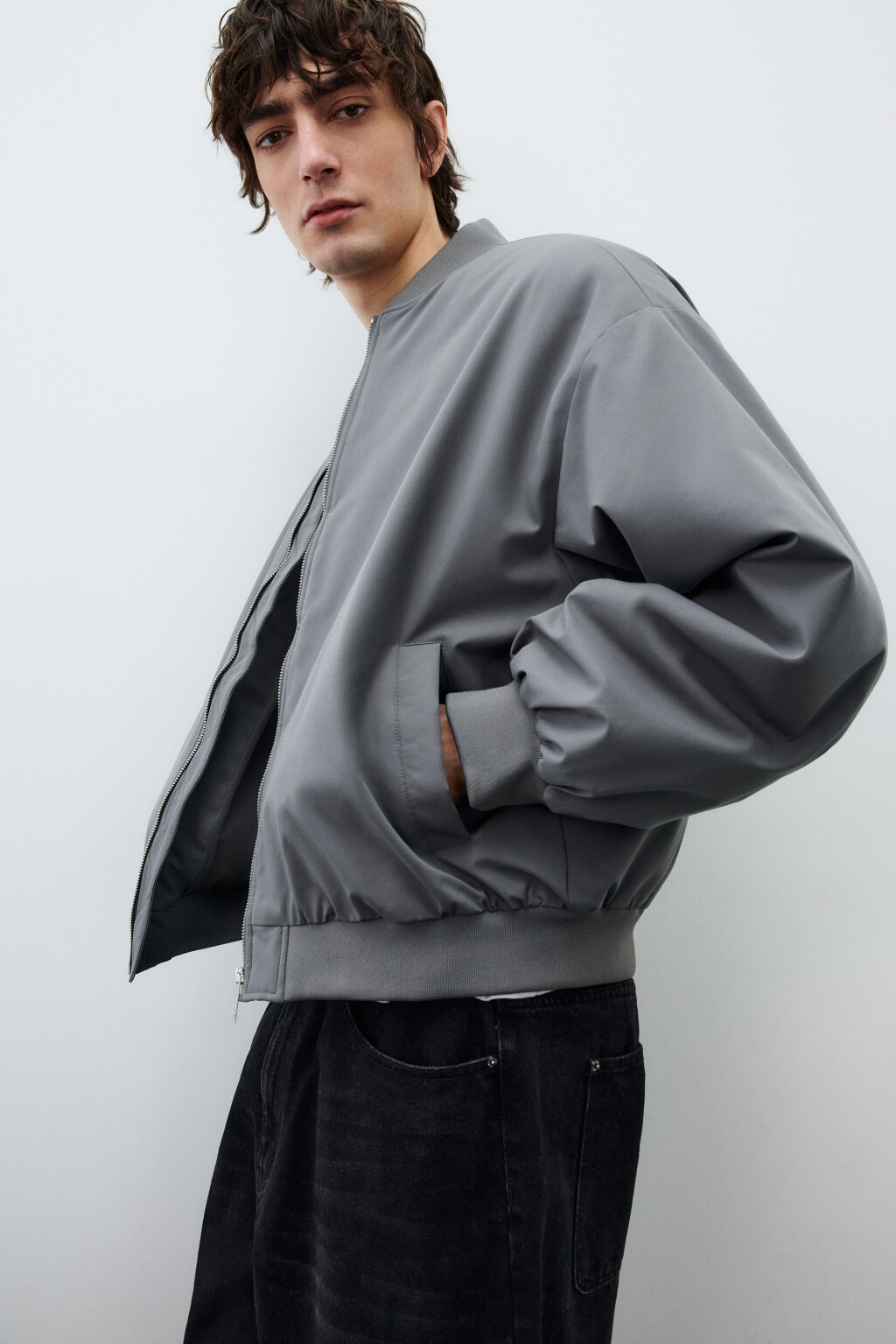 Куртка-бомбер свободная с трикотажным воротником - цвет серый - 2