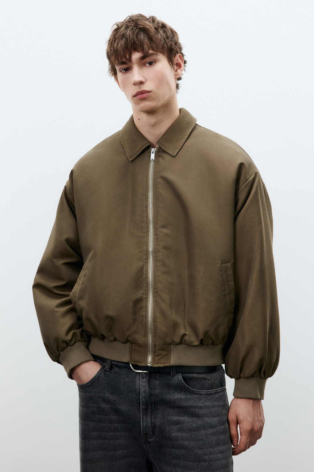 Куртка-бомбер с отложным воротником утепленная - цвет коричневый - 4