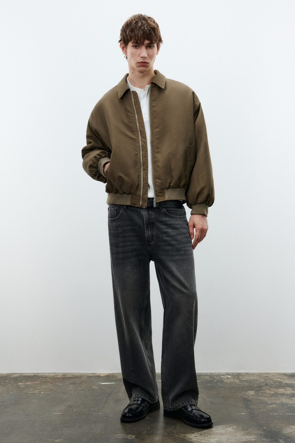 Куртка-бомбер с отложным воротником утепленная - цвет коричневый - 6