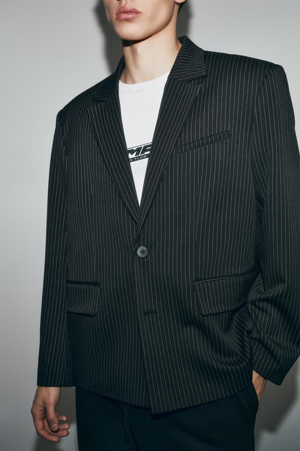 Пиджак прямой из костюмной ткани в полоску - цвет черный - 5