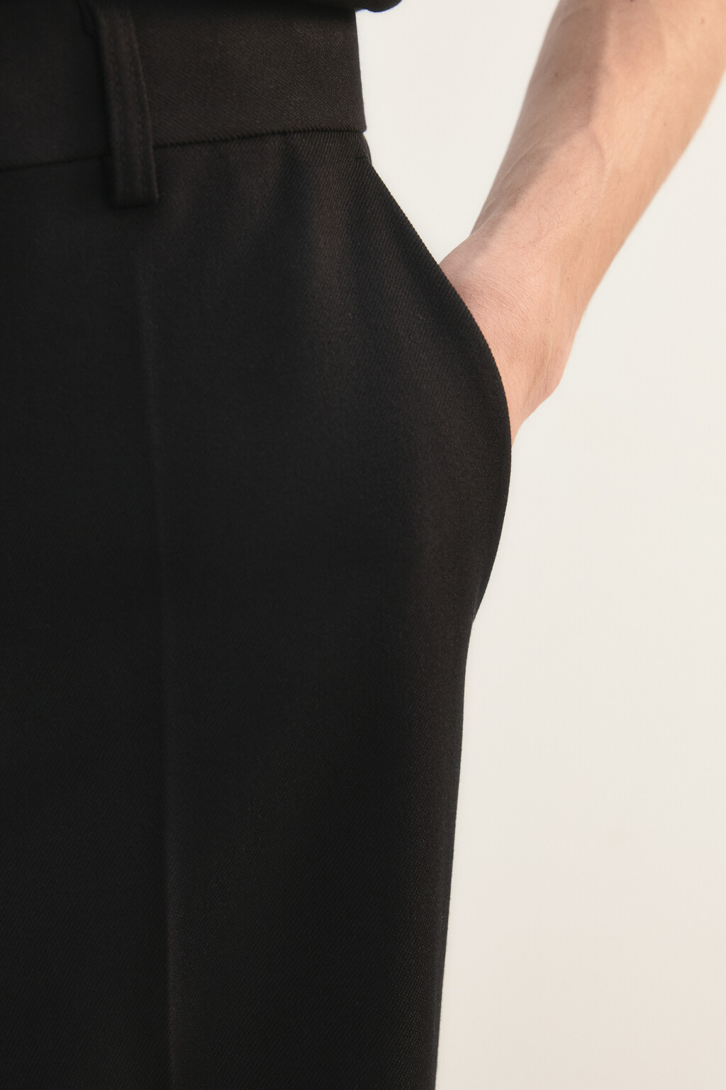 Брюки широкие со стрелками - цвет черный - 7