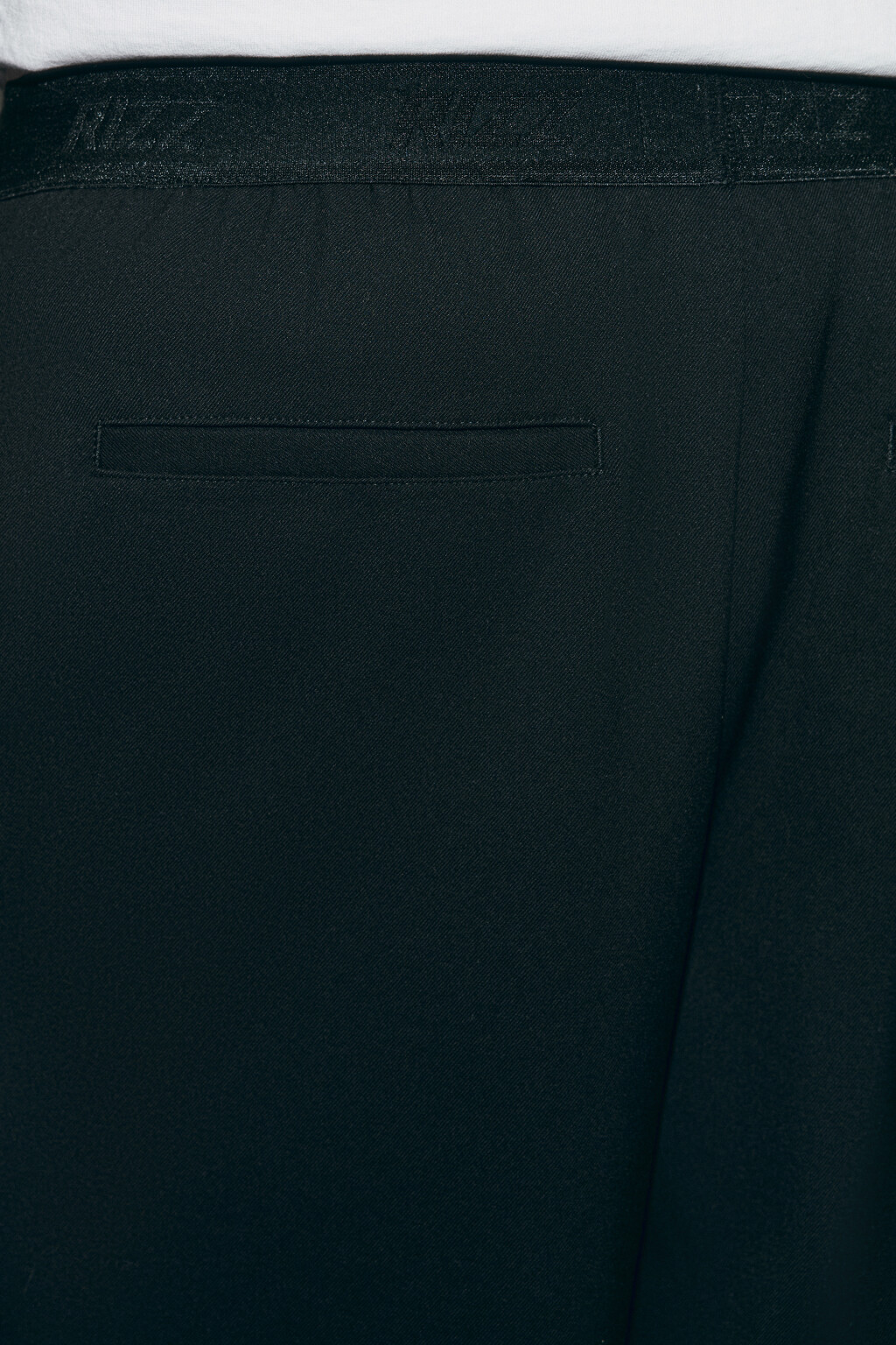 Брюки wide leg со средней посадкой на резинке - цвет черный - 7