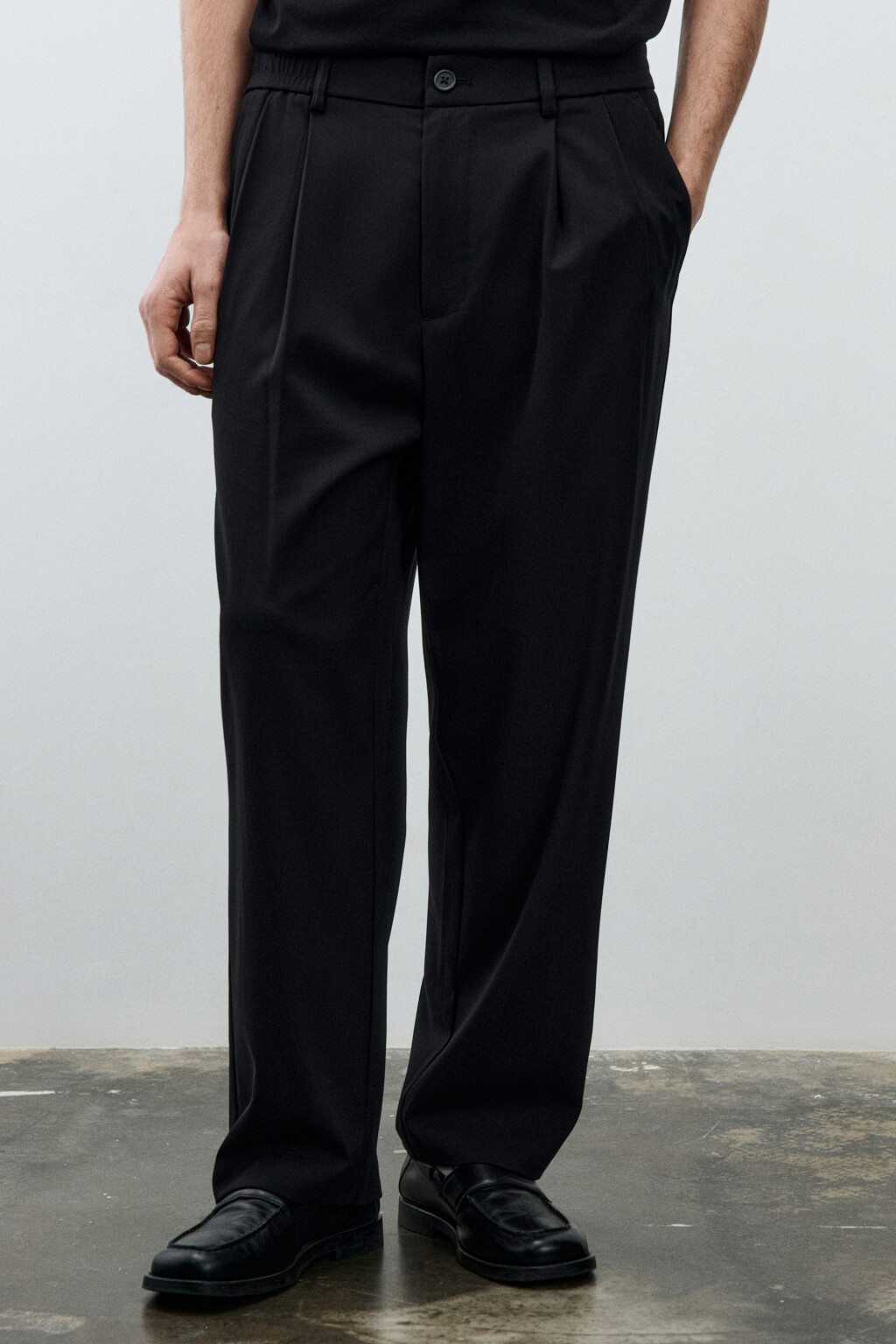 Брюки прямые из костюмной ткани - цвет черный - 2