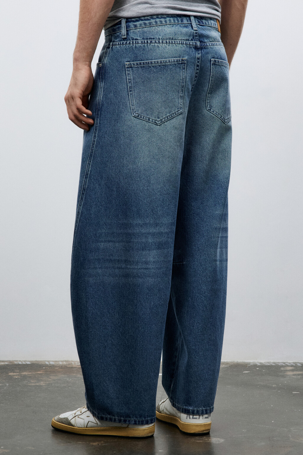 Джинсы barrel fit со средней посадкой - цвет голубой - 3