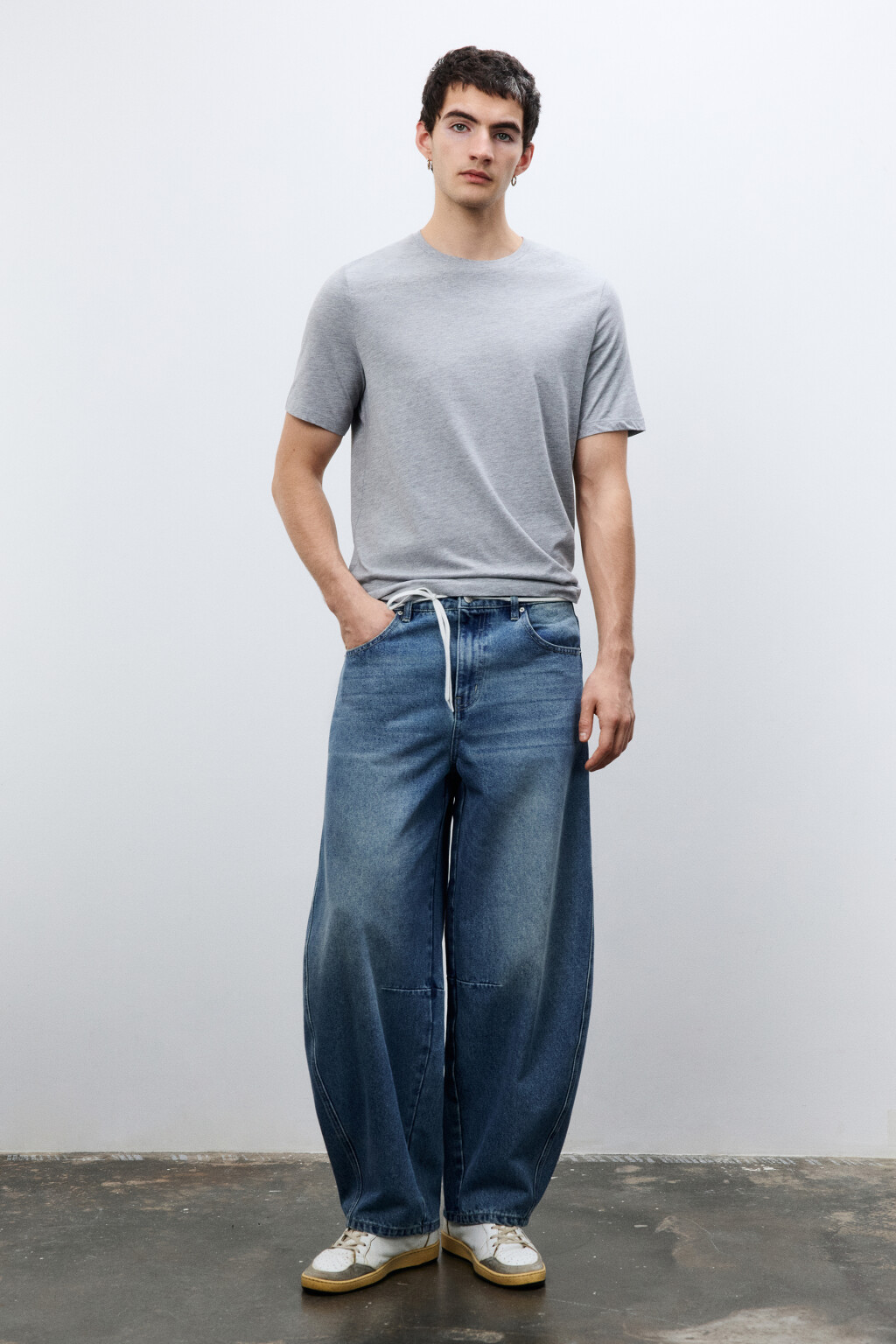 Джинсы barrel fit со средней посадкой - цвет голубой - 4