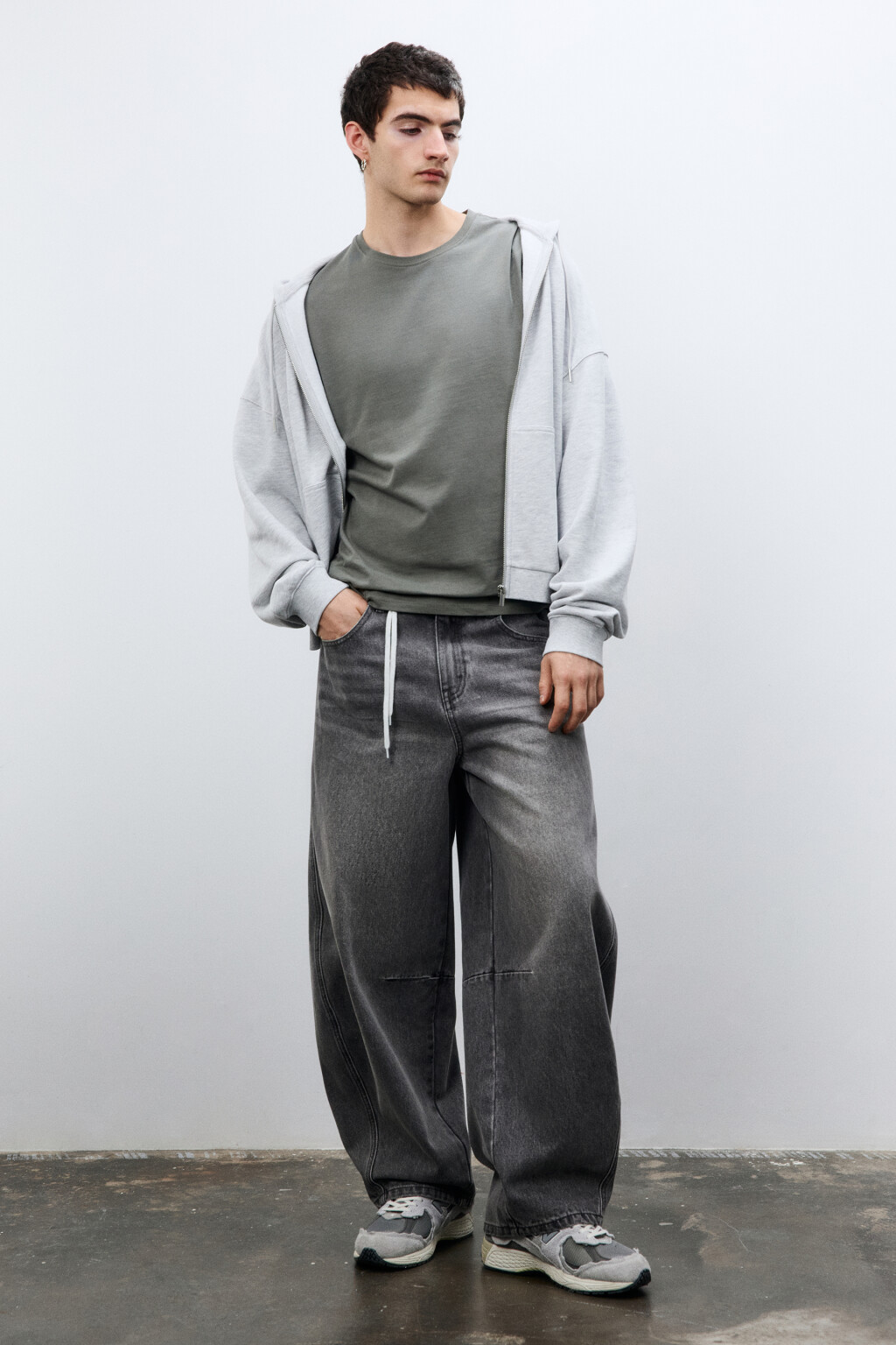 Джинсы barrel fit со средней посадкой - цвет серый - 4