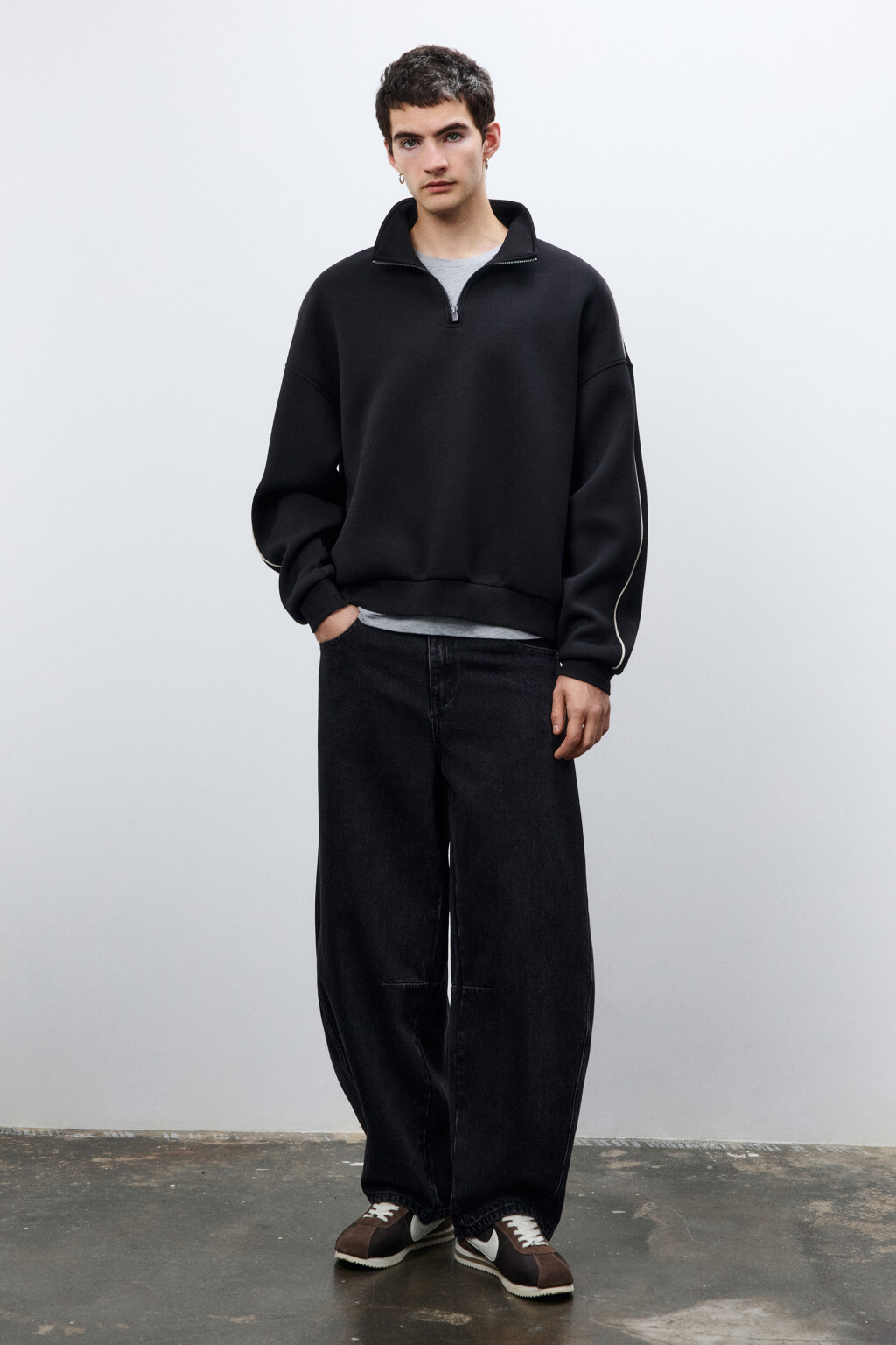 Джинсы barrel fit со средней посадкой - цвет черный - 5